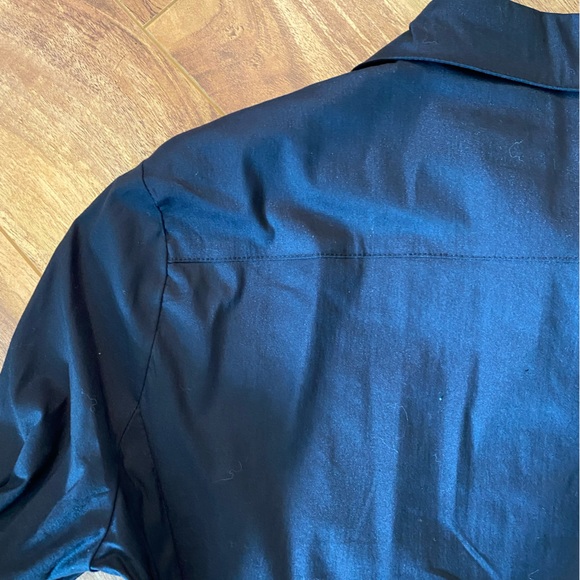 🖤 Pretty Black Embroidered Button-Down - Picture 10 of 14